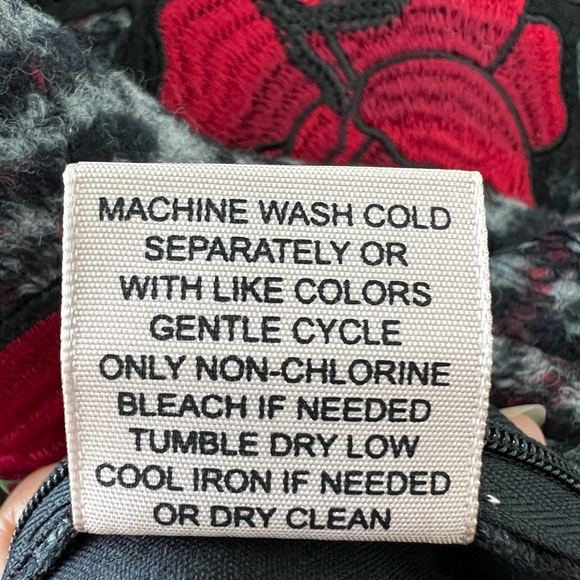 Philosophy Wool Plaid Midi Skirt Red Flower Appliqués - Picture 9 of 10